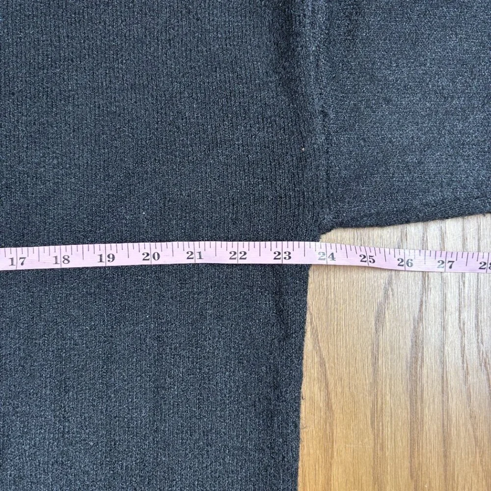 Karen Kane Women’s Black Mock Neck Sweater Soft Knit Minimalist Classic – Size M